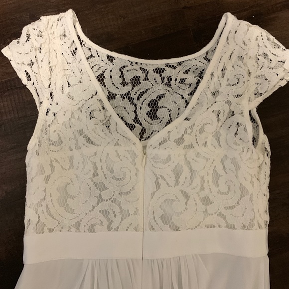 Long white dress - Picture 3 of 4